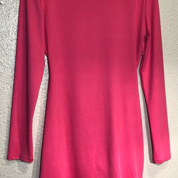 SHEIN SIZE LARGE Sexy Cute Pink Long Sleeves Bodycon. 18” Armpit to Armpit 34” L - Picture 2 of 3